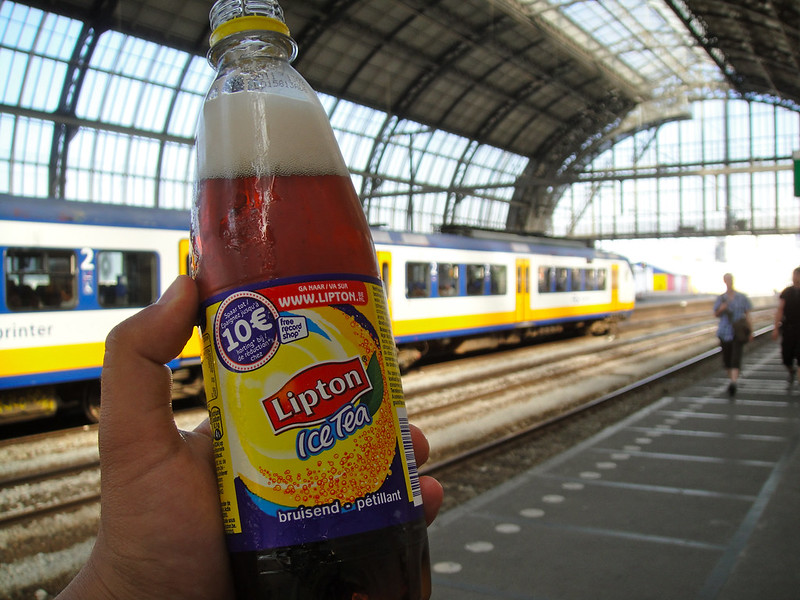 Une bouteille de Lipton Ice Tea